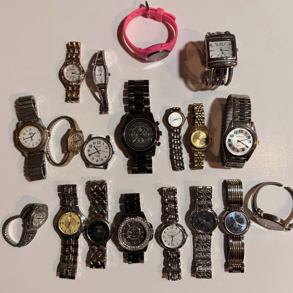 Lot of 19 Watches Geneva Watch-it Timex Armitron Vintage Wristwatches Untested